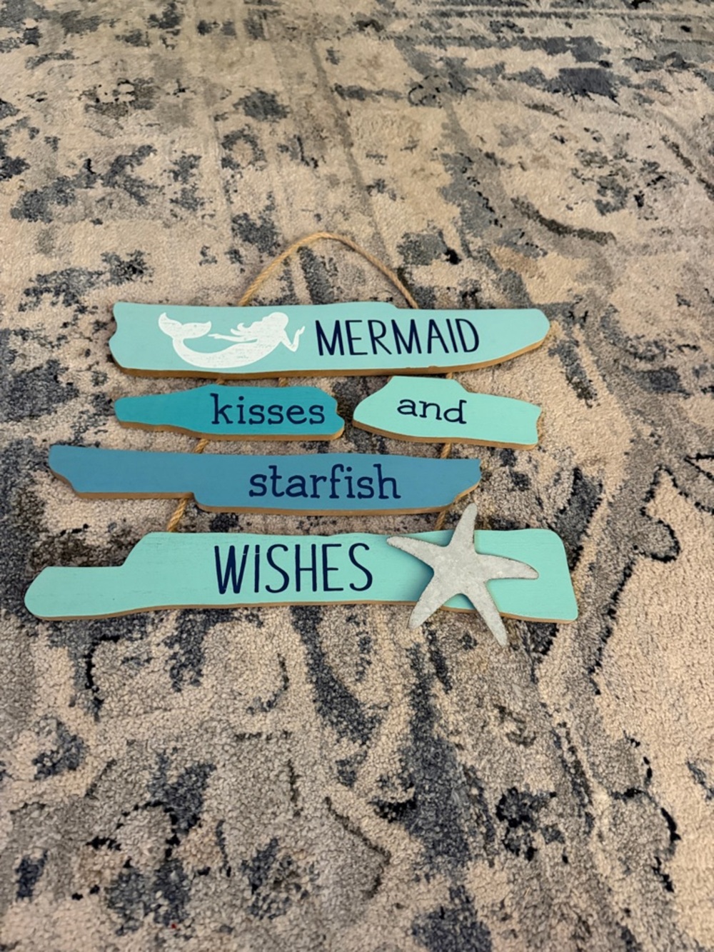 Hobby Lobby Mermaid Kisses and Starfish Wishes Sign - Aqua Teal Blue